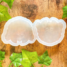 Load image into Gallery viewer, 3" Afro-Hekate Flat Mold