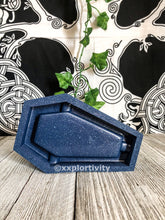 Load image into Gallery viewer, Coffin Ashtray Mold