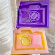Load image into Gallery viewer, 6” Camera Ashtray Mold