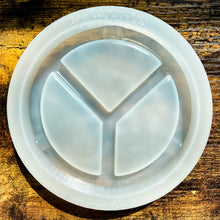 Load image into Gallery viewer, 4.5” Peace Sign Ashtray