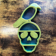 Load image into Gallery viewer, Crow and Skull Shelf/Deep Tray Mold