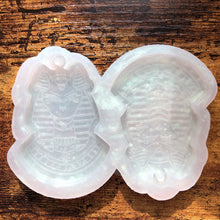 Load image into Gallery viewer, Bastet Earring Mold