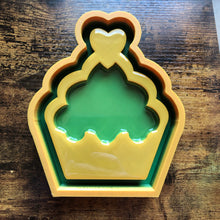 Load image into Gallery viewer, Cupcake Trinket Tray Mold