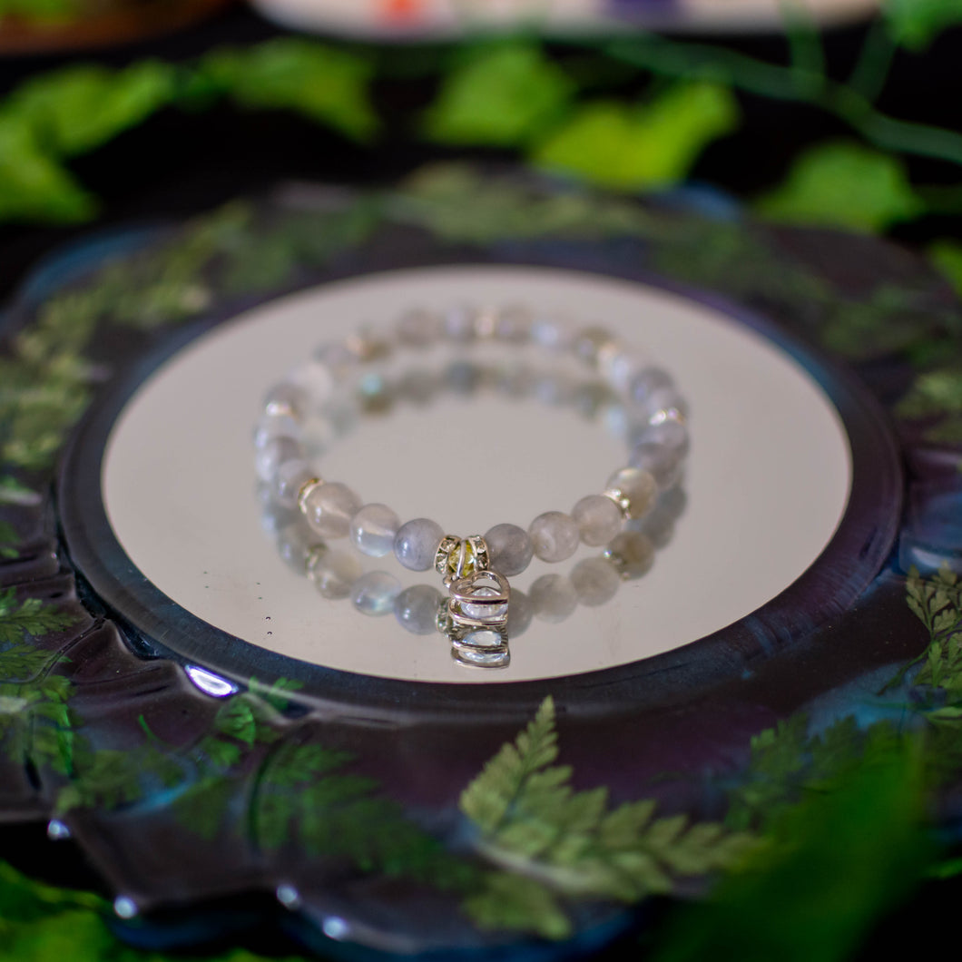 Labradorite & Glass Bead Bracelet